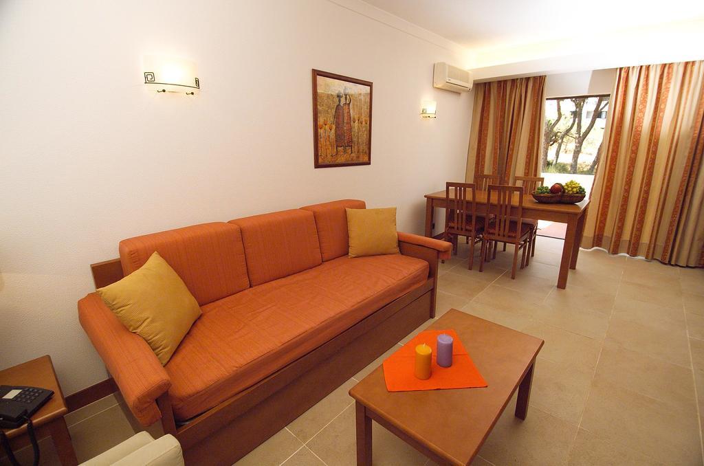 Apartamentos Alvaflor Quarteira Luaran gambar